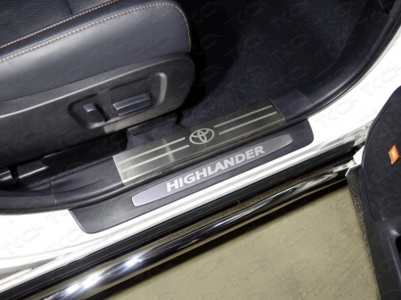 Toyota Highlander 2017-	Накладки на пластиковые пороги (лист шлифованный логотип Toyota) 2шт
